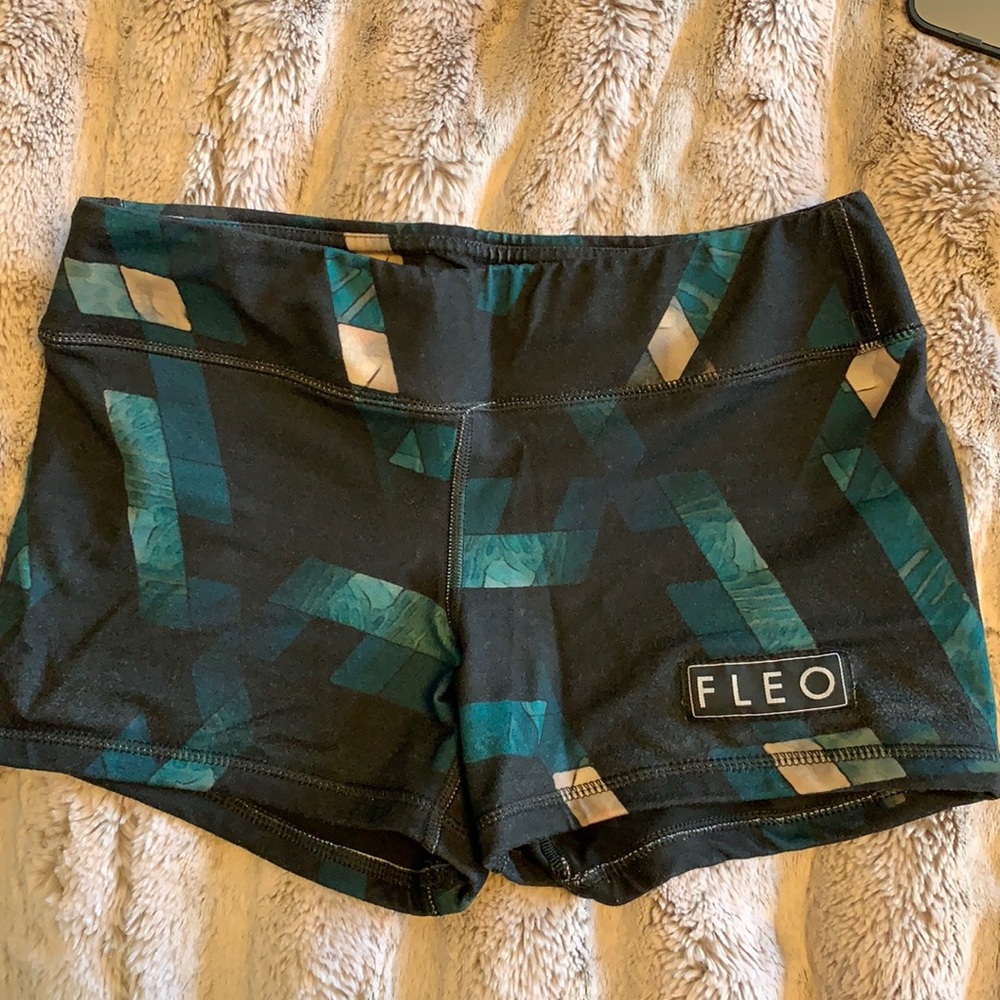 FLEO Dark Geo 3.25